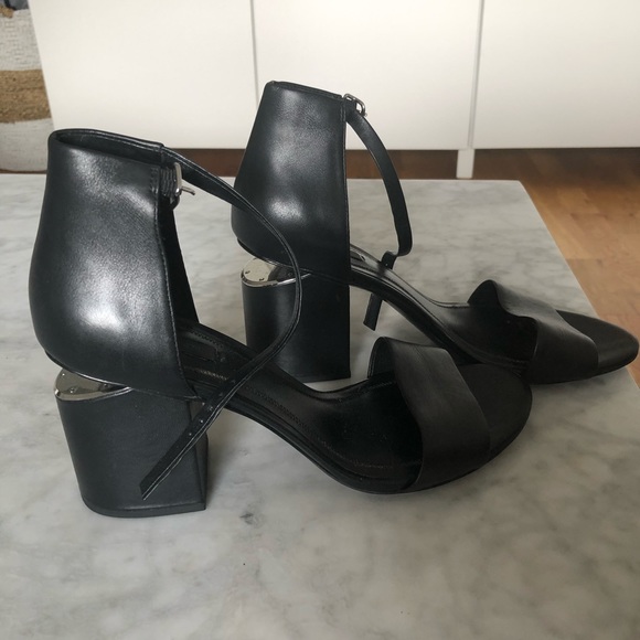 Alexander Wang Kori Sandal - Picture 1 of 5